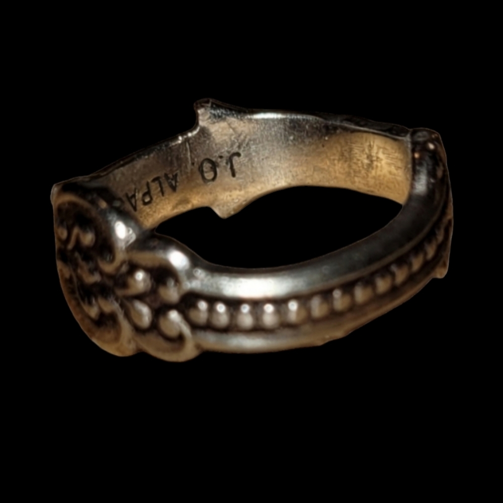 Beautiful Petite Vintage Spoon Ring Size 5 Hand Forged - Picture 7 of 8